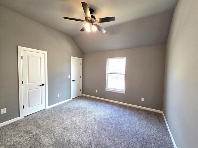 11604 NW 103rd Street, Yukon, OK 73099