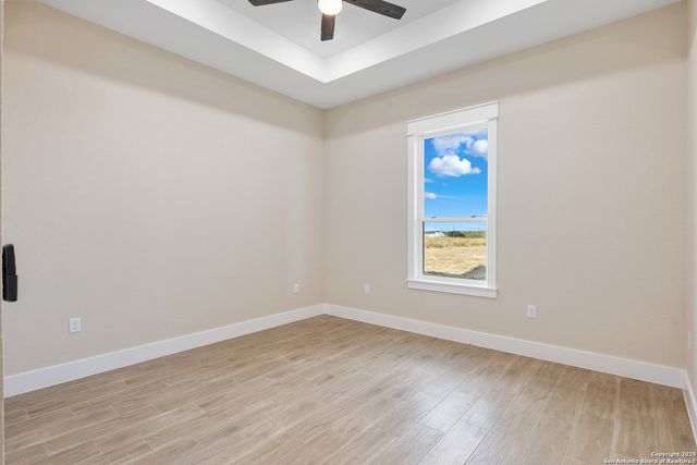 131 Sunset, La Vernia, TX 78121