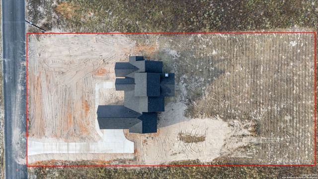 131 Sunset, La Vernia, TX 78121
