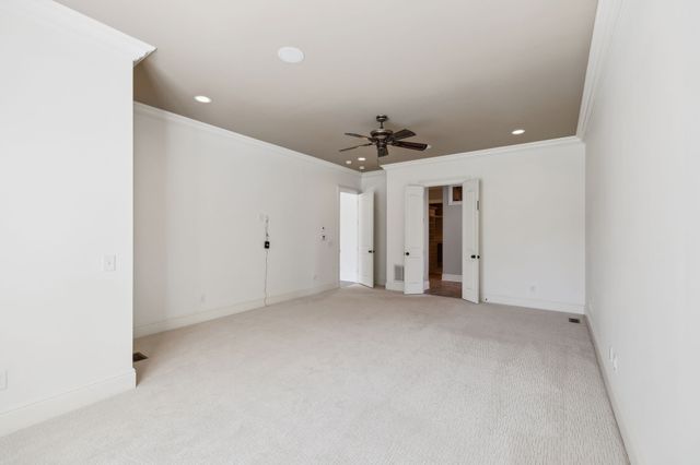 61 Harbor Cove Dr, Old Hickory, TN 37138