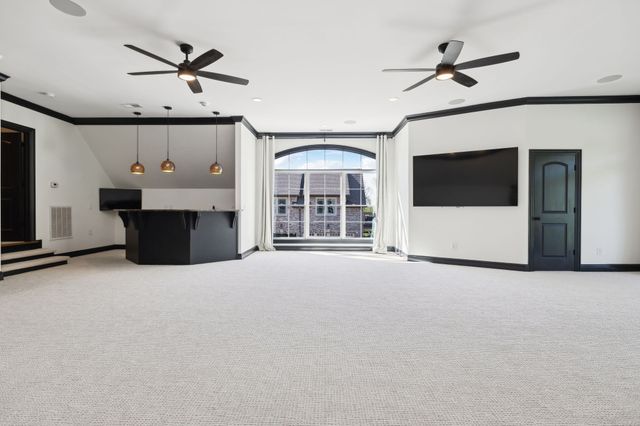 61 Harbor Cove Dr, Old Hickory, TN 37138