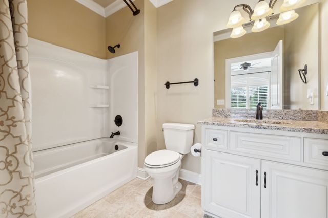 61 Harbor Cove Dr, Old Hickory, TN 37138