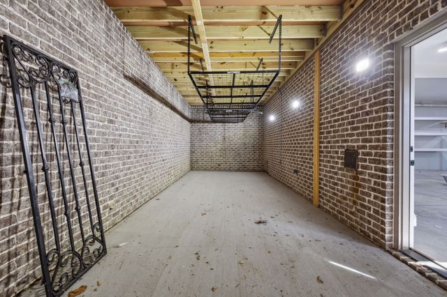 61 Harbor Cove Dr, Old Hickory, TN 37138