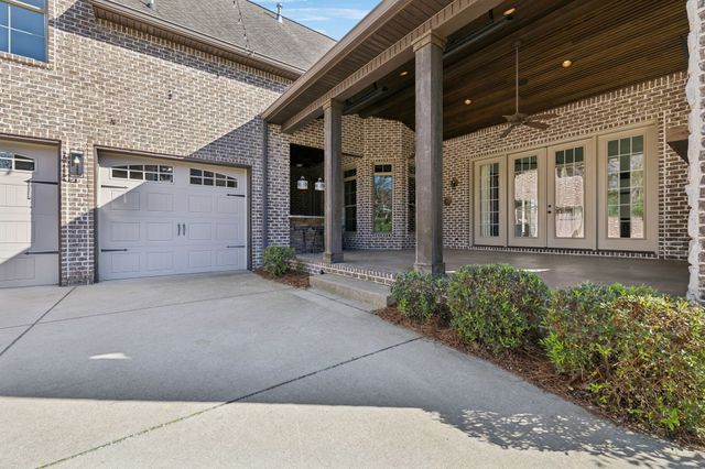 61 Harbor Cove Dr, Old Hickory, TN 37138