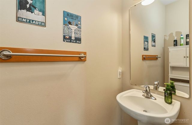 6822 38th Place NE, Marysville, WA 98270