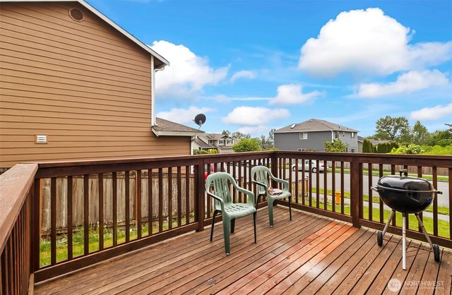 6822 38th Place NE, Marysville, WA 98270