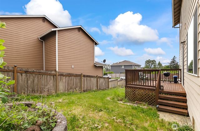 6822 38th Place NE, Marysville, WA 98270