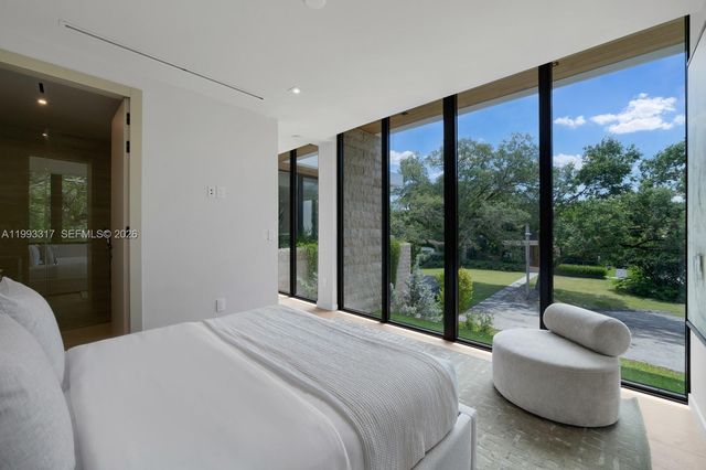 4095 Hardie Ave, Miami, FL 33133