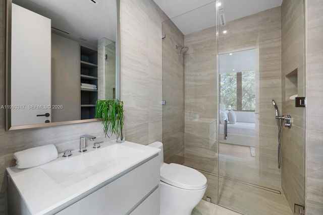 4095 Hardie Ave, Miami, FL 33133