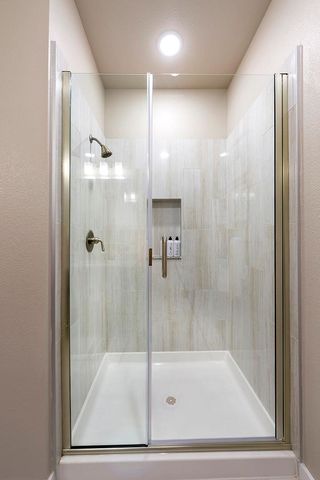 30020 Creekside Terrace Drive 8201, Spring, TX 77386