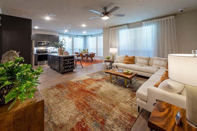 30020 Creekside Terrace Drive 8201, Spring, TX 77386