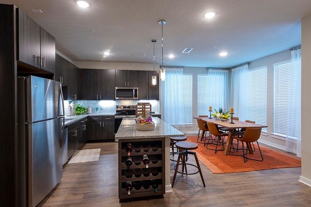 30020 Creekside Terrace Drive 8201, Spring, TX 77386