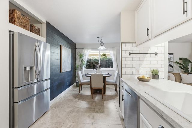 1316 Sharonwood Dr, Modesto, CA 95355