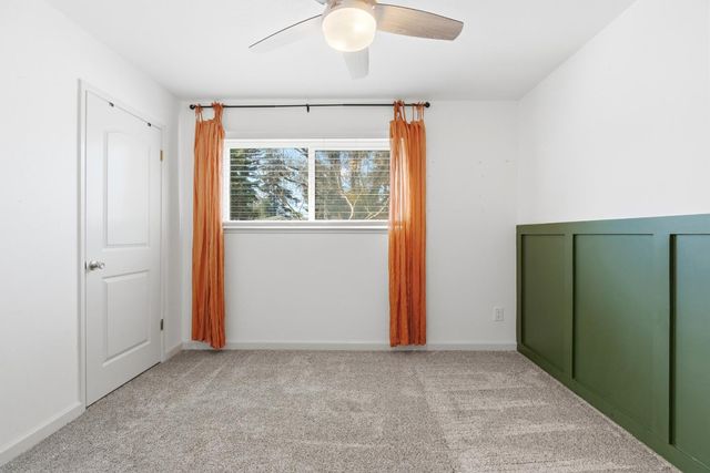 1316 Sharonwood Dr, Modesto, CA 95355