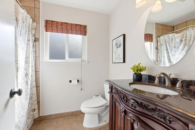 1316 Sharonwood Dr, Modesto, CA 95355