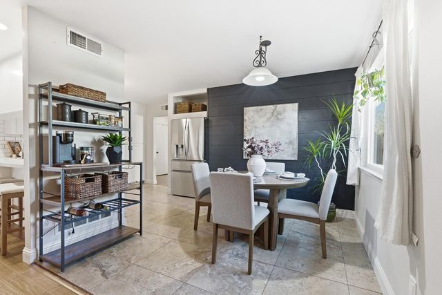 1316 Sharonwood Dr, Modesto, CA 95355