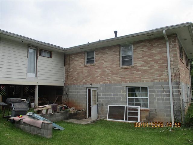 1340 Sagewood Circle, Stone Mountain, GA 30083