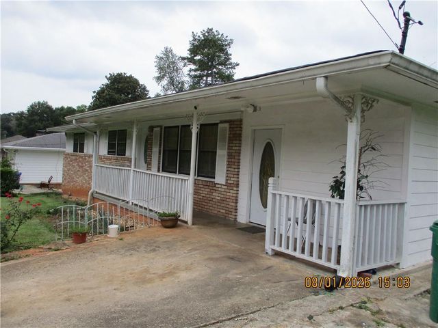 1340 Sagewood Circle, Stone Mountain, GA 30083
