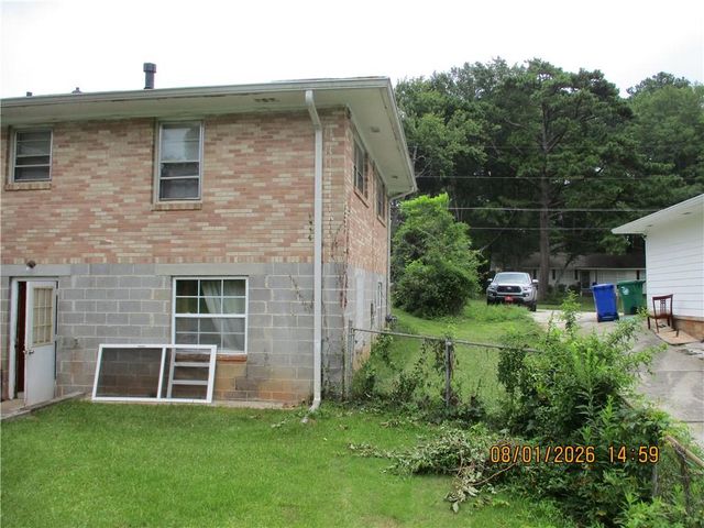 1340 Sagewood Circle, Stone Mountain, GA 30083