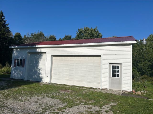 12674 ST HWY 98, Meadville, PA 16335