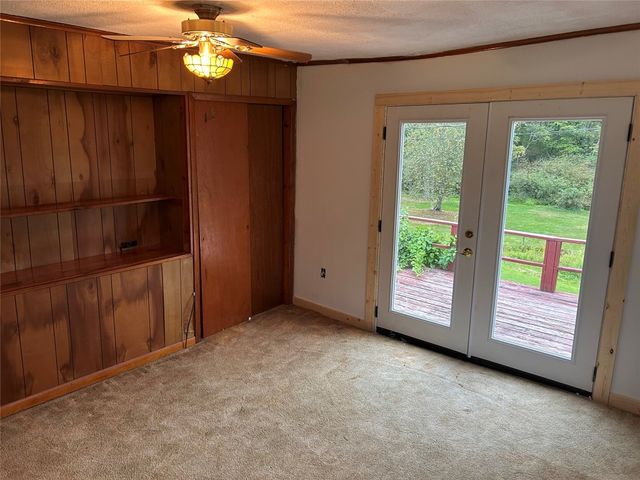 12674 ST HWY 98, Meadville, PA 16335