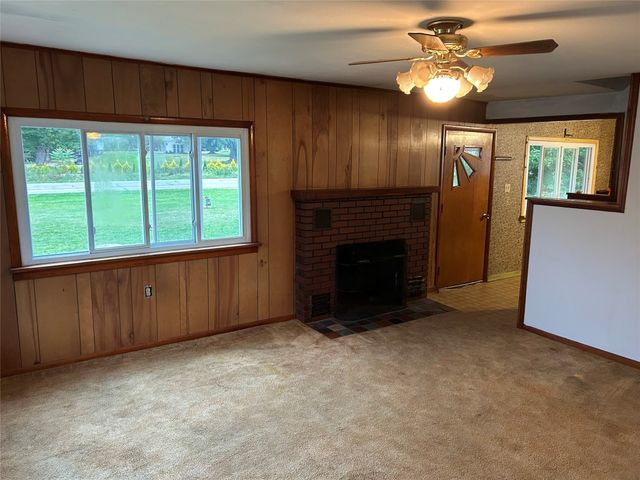 12674 ST HWY 98, Meadville, PA 16335