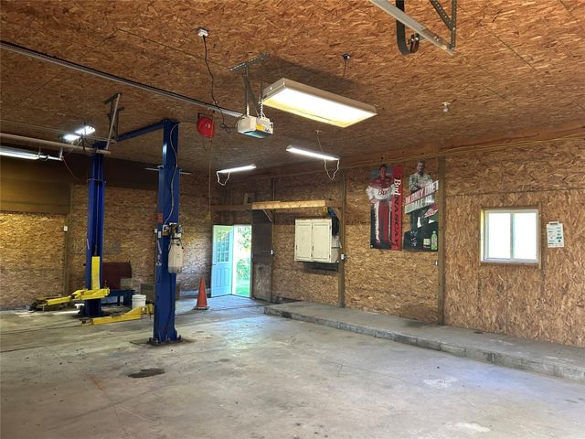 12674 ST HWY 98, Meadville, PA 16335