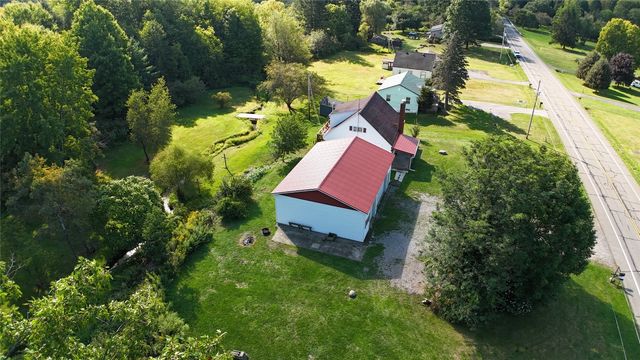 12674 ST HWY 98, Meadville, PA 16335