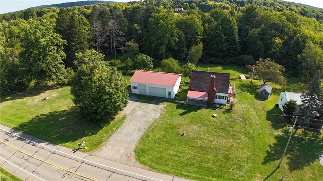 12674 ST HWY 98, Meadville, PA 16335