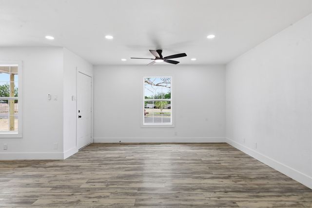 1802 N Webster, Midland, TX 79705