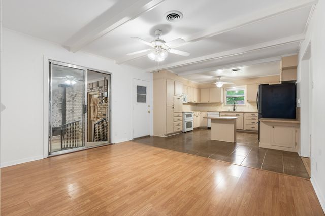 603 S Avenue M, Clifton, TX 76634