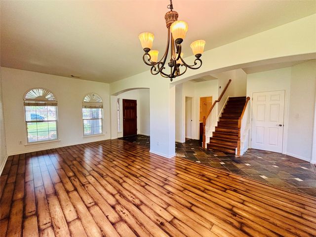 4430 Pasada LN, Round Rock, TX 78681