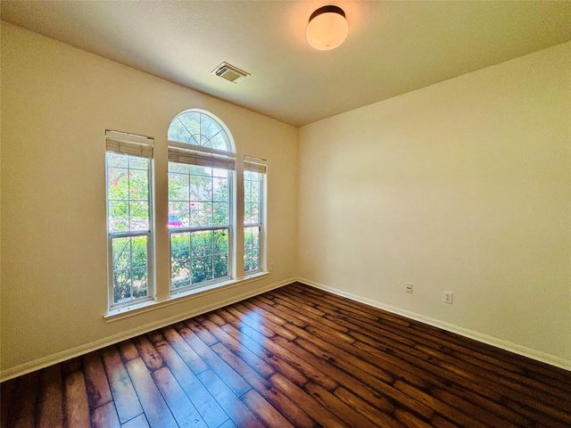 4430 Pasada LN, Round Rock, TX 78681
