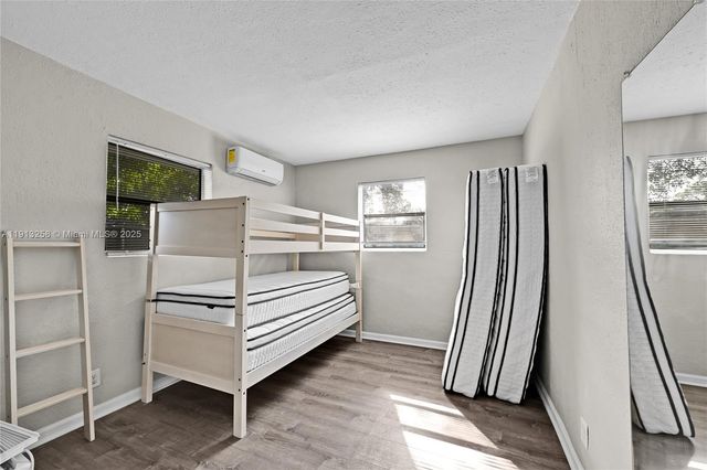 1710 NW 9th St 1-2, Fort Lauderdale, FL 33311