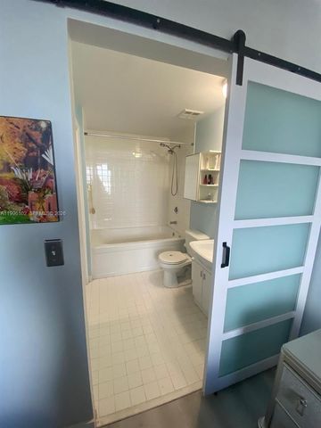 10 SW South River Dr 1608, Miami, FL 33130