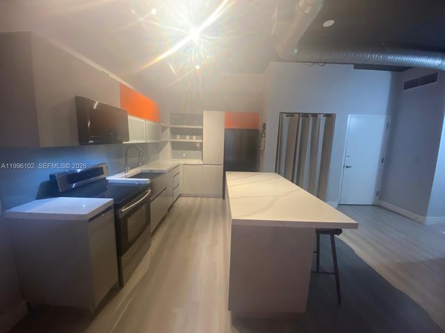 10 SW South River Dr 1608, Miami, FL 33130