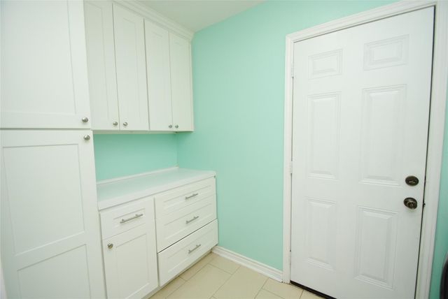 11511 Creekhurst Drive, Houston, TX 77099