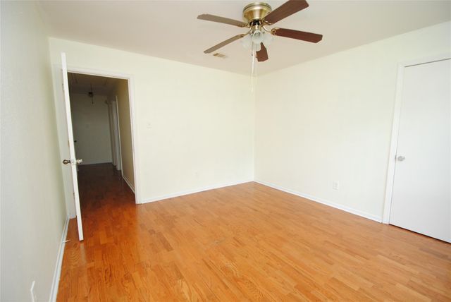 11511 Creekhurst Drive, Houston, TX 77099