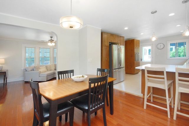 2 Sherman St, Maynard, MA 01754