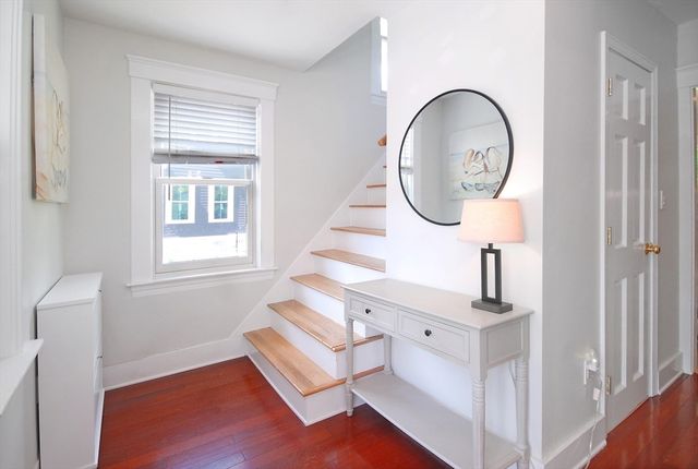 2 Sherman St, Maynard, MA 01754