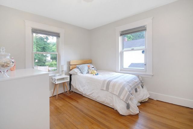 2 Sherman St, Maynard, MA 01754