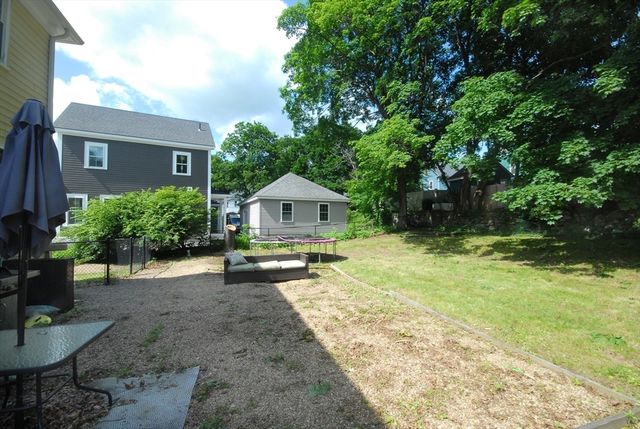2 Sherman St, Maynard, MA 01754