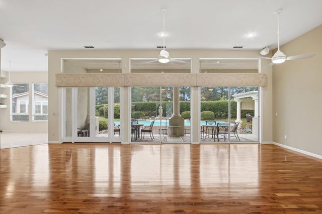 600 Atherton Ct, Modesto, CA 95356