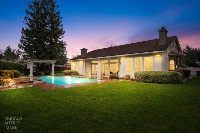 600 Atherton Ct, Modesto, CA 95356