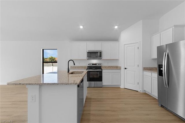 2408 NW 24th TER, Cape Coral, FL 33993