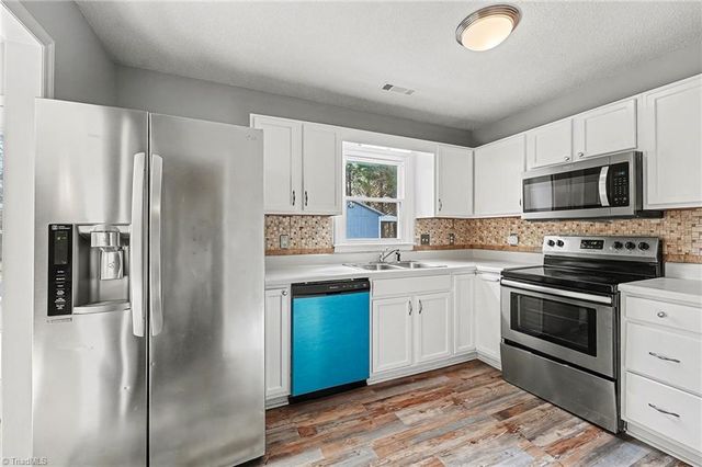 6812 Salem Quarter Road, Belews Creek, NC 27009