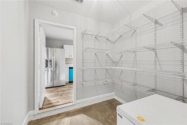 6812 Salem Quarter Road, Belews Creek, NC 27009