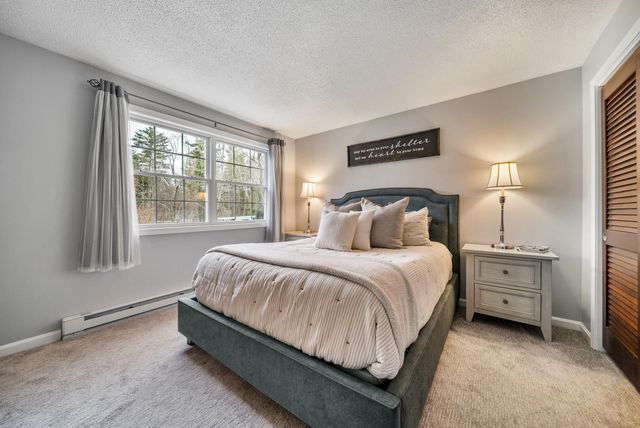 14 Silver Doe Lane, Merrimack, NH 03054