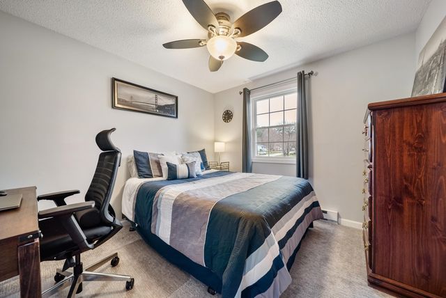 14 Silver Doe Lane, Merrimack, NH 03054