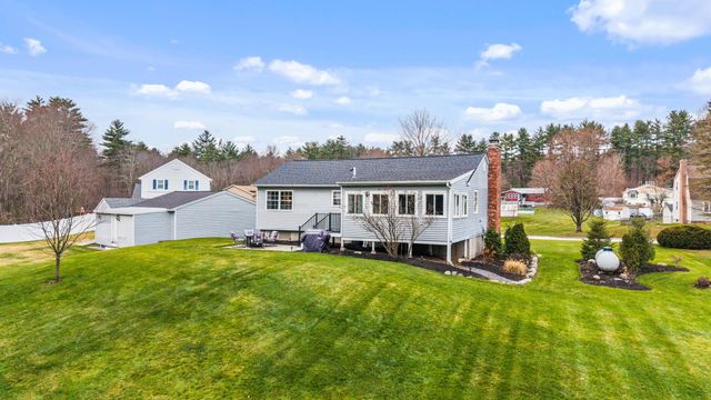 14 Silver Doe Lane, Merrimack, NH 03054